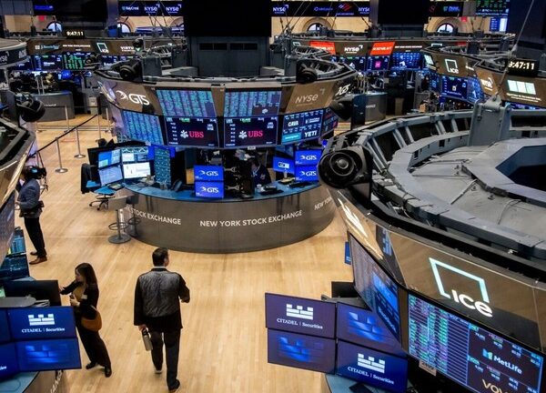 Acciones argentinas en Wall Street en suba luego del discurso de Milei