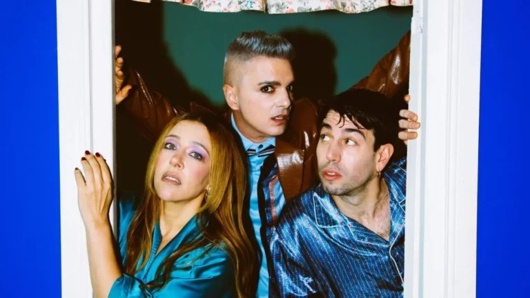 Miranda! se une a Conociendo Rusia para el estreno de «TRISTE»