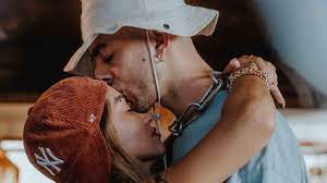 María Becerra presenta Tatú