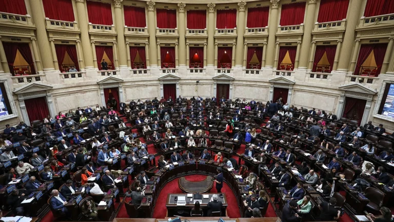 Postergaron el proyecto de Ficha Limpia en el Senado