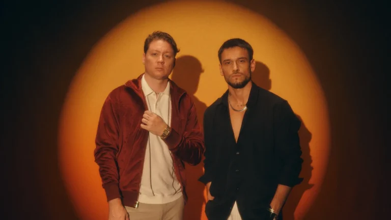 Agus Bernasconi junto a Emanero presentan «La Última Canción»,