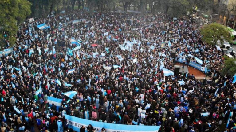 CFK volvió a hablarle a la militancia K