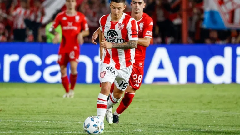 Copa Argentina: Instituto enfrenta a Huracán