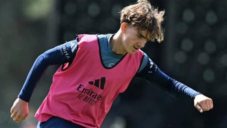 La joven promesa de 15 años del Arsenal de Inglaterra