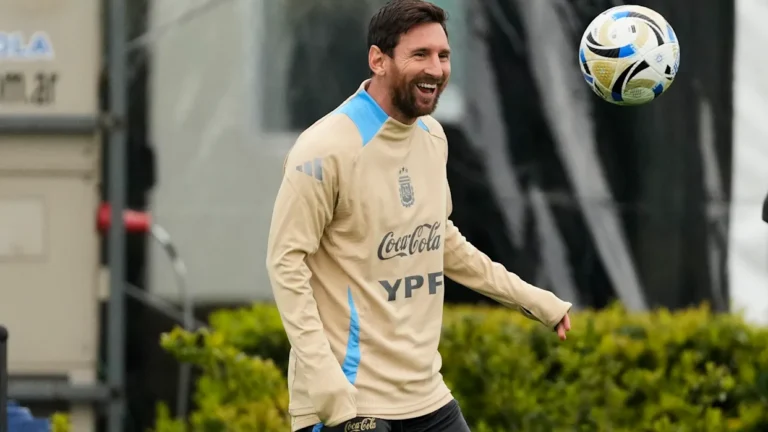 La Selección argentina recibe a Venezuela en el Monumental