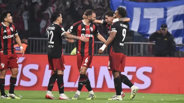 River-Independiente Rivadavia de Copa Argentina se jugaría en el Kempes